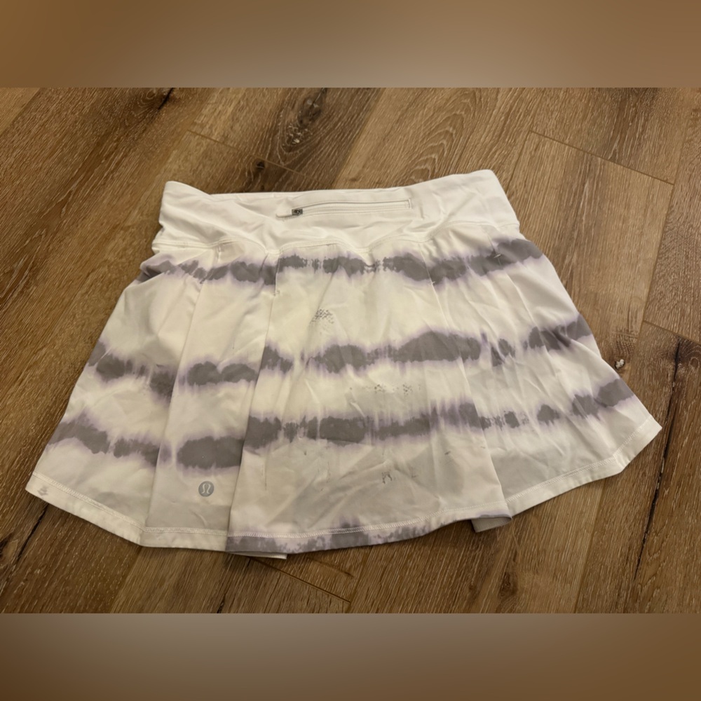 NEW w/o Tags! Size 6 LuLu Skirt